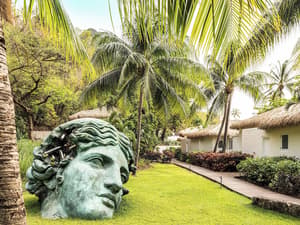 thumbnail: Exterior
