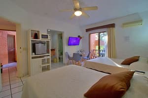 thumbnail: Living area