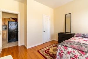 thumbnail: Interior