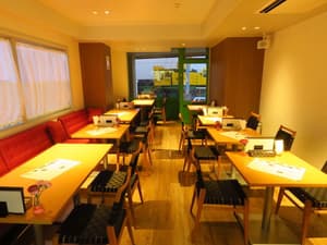thumbnail: Restaurant