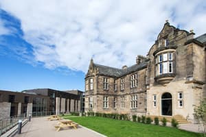 thumbnail: Exterior detail