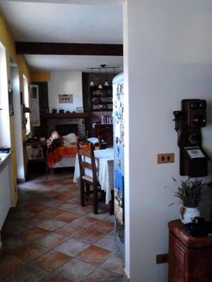 thumbnail: Interior