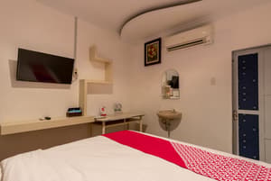 thumbnail: Room