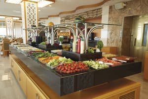 thumbnail: Food court