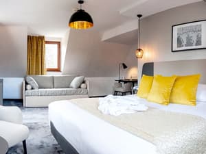 thumbnail: Room