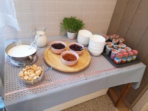 thumbnail: Breakfast buffet
