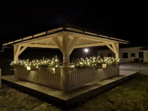 thumbnail: Outdoor banquet area