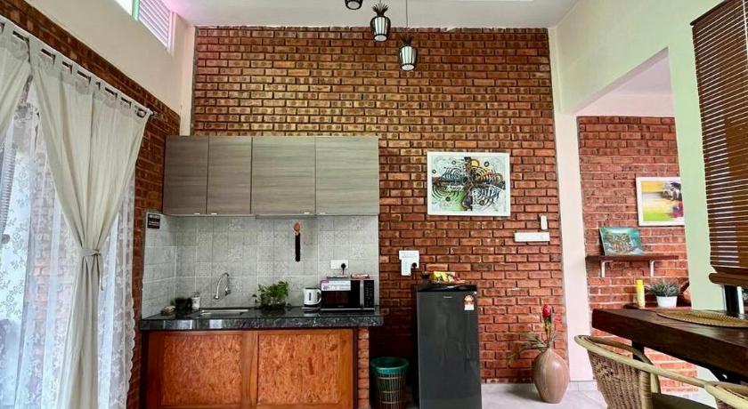 398748985.jpg