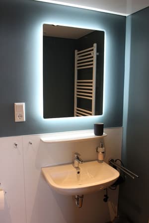 thumbnail: Bathroom