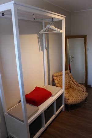 thumbnail: Living area