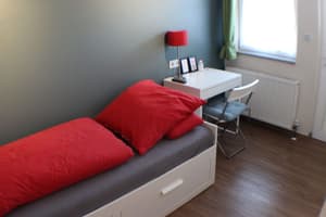 thumbnail: Room