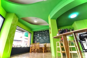 thumbnail: Restaurant