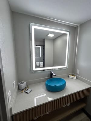 thumbnail: Bathroom