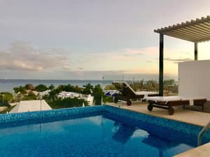 thumbnail: Pool