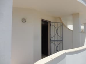 thumbnail: Exterior