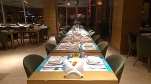 thumbnail: Restaurant