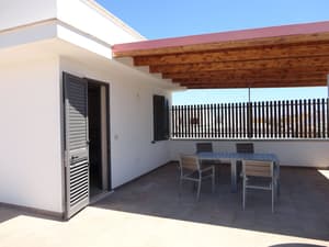 thumbnail: Terrace/patio