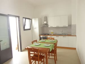 thumbnail: In-room dining