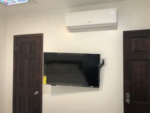 thumbnail: Interior detail