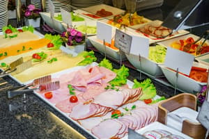 thumbnail: Buffet