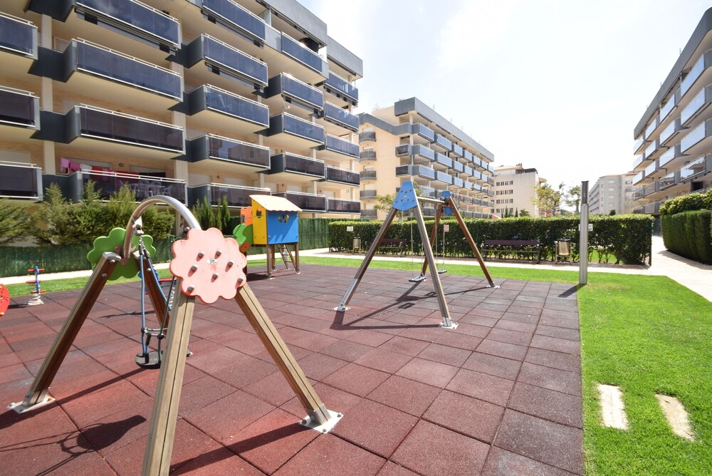 Children's play area - outdoor