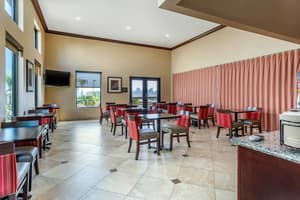 thumbnail: Breakfast area