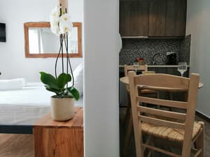 thumbnail: Private kitchenette