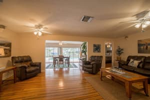 thumbnail: Living room