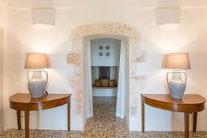 thumbnail: Interior