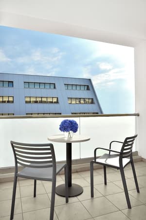 thumbnail: Balcony view