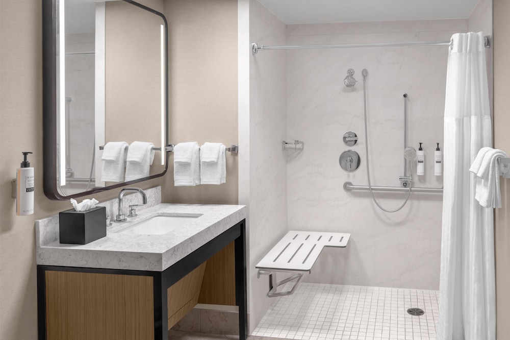Bathroom shower