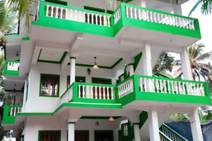 thumbnail: Exterior