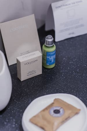 thumbnail: Bathroom amenities