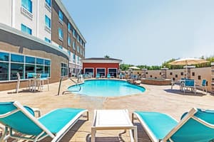 thumbnail: Pool