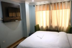 thumbnail: Room
