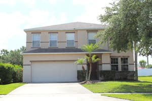 thumbnail: Front of property