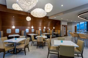 thumbnail: Bar (on property)
