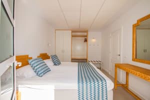thumbnail: Rooms