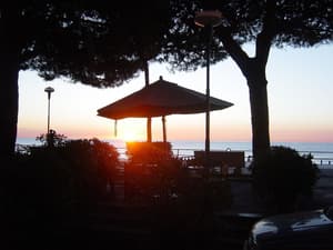 thumbnail: Exterior