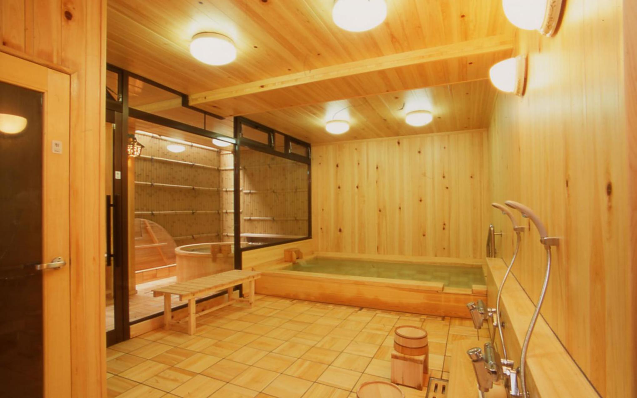 Swimming pool-spa