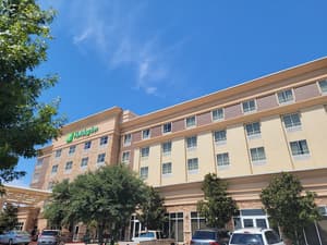 thumbnail: Exterior