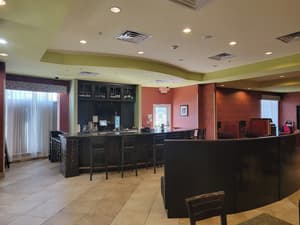 thumbnail: Bar (on property)