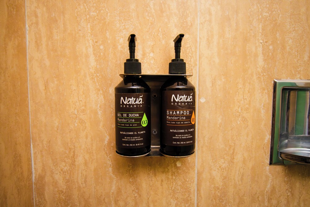 Bathroom amenities