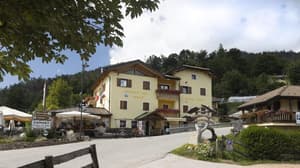 thumbnail: Restaurant