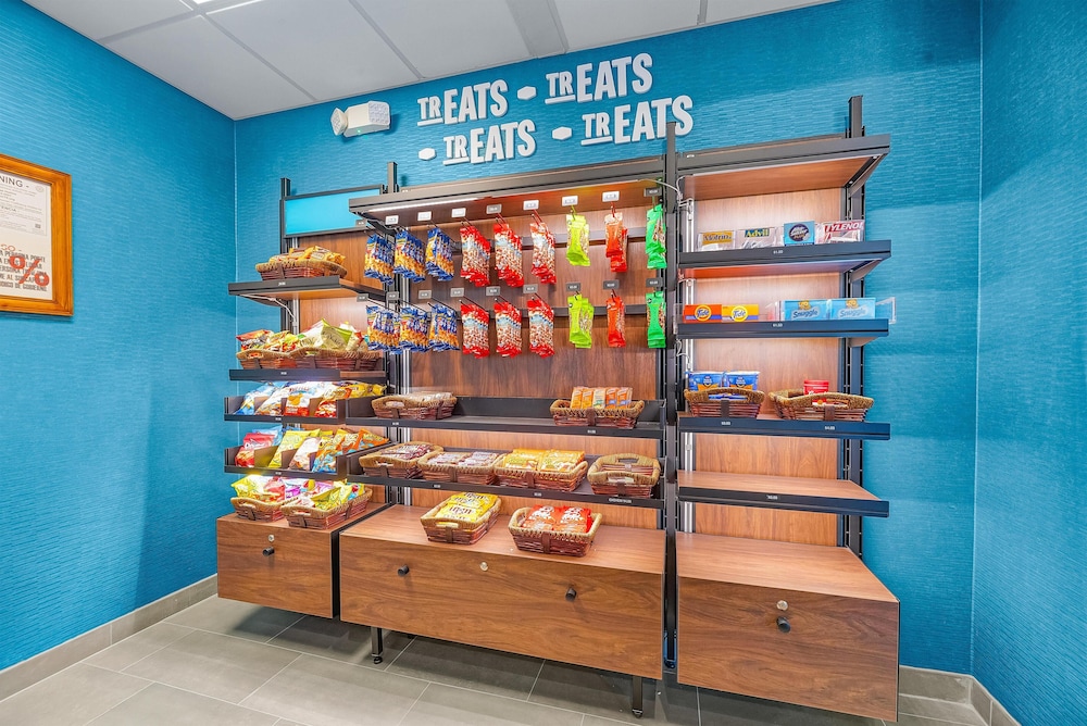 Snack bar