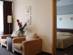 thumbnail: General view