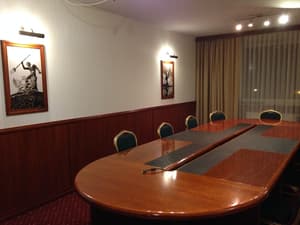 thumbnail: Business center