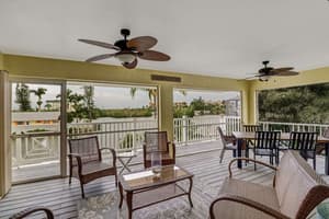 thumbnail: Balcony