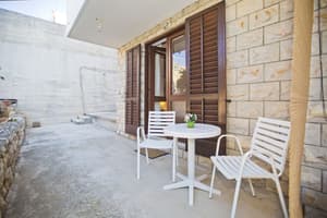 thumbnail: Terrace/patio