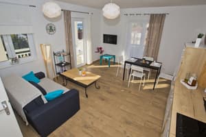 thumbnail: Living area